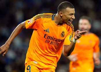 Već je puklo: Otkriveno ko je prvi igrač u Realu koji je okrenuo leđa Mbappeu