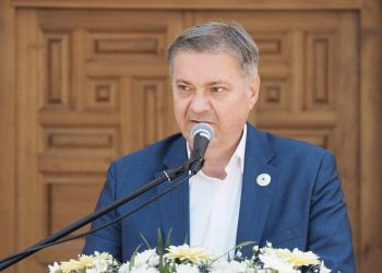 Zvizdić o prodaji BHRT-a: U konkretnom slučaju želi se prodati imovina vrijedna preko 170 miliona KM radi namirenja duga od 16 miliona K