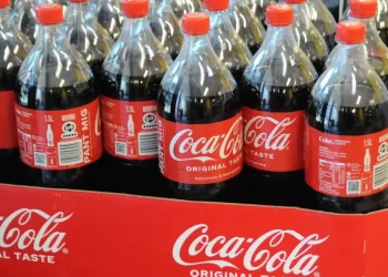 Coca-Cola povlači 28 miliona plastičnih boca