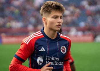 Esmir Bajraktarević se noćas oglasio i otkrio veliku vijest