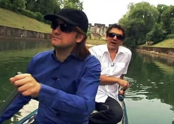 Ko je u stvari Loša: Voli uspješnu Slovenku, autor je megahita koji pjeva Halid Bešlić. Otac mu je bio poznati novinar…