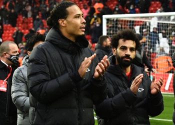Neplanirani povratak Van Dijka i Salaha na Anfield prije vremena: Evo šta je u pitanju