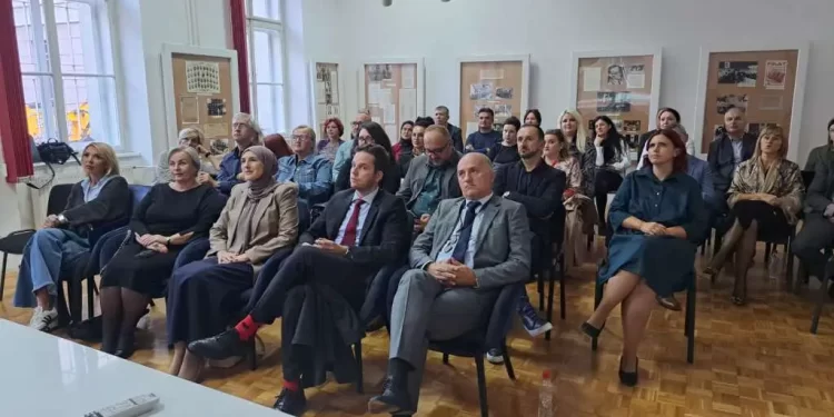 Potrebna je dodatna zaštita mentalnog zdravlja učenika i prosvjetnih radnika zbog dojava o bombama. Ministarstvo krenulo u borbu