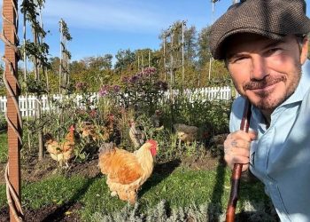 Selfie bez majice: David Beckham pokazao kako zaista izgleda život na selu