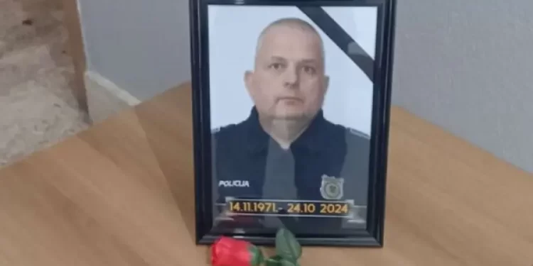 U Bosanskom Novom sutra sahrana ubijenog policajca Ozrena Marana