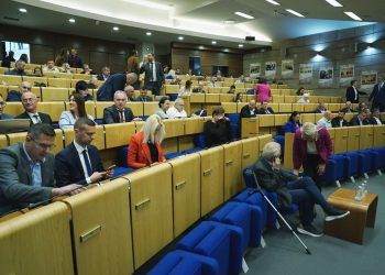 Uprkos stavu Ambasade SAD Trojka i HDZ izabrat će kćerku Čovićevog kuma za zamjenicu glavnog revizora FBiH?