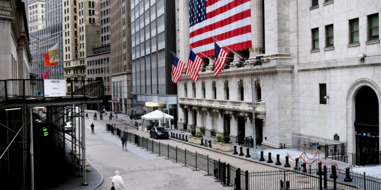 Wall Street i dalje u padu. Splasnule nade u oštro smanjenje kamatnih stopa