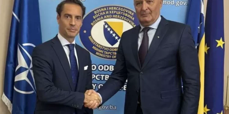 Zamjenik šefa NATO-a sa Helezom: Zabrinjava nas retorika podjela u BiH, NATO je spreman reagovati