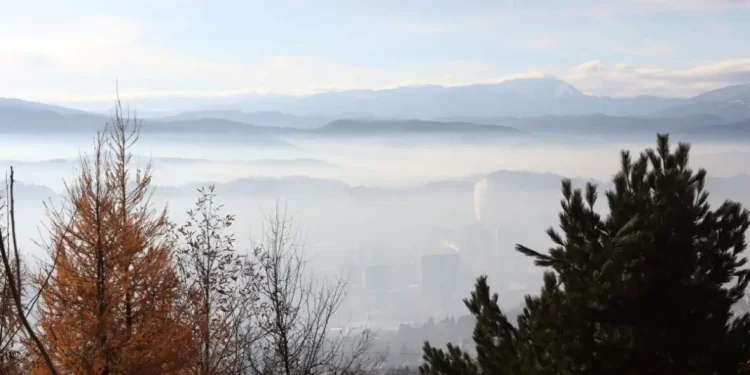 Danas maglovito i oblačno, najviša temperatura do 14 stepeni