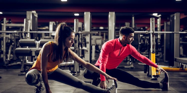 Fizioterapeut donosi pet ključnih vježbi koje olakšavaju bolna koljena