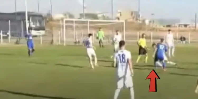 Nezapamćene scene u Srbiji: Golman davio sudiju, utakmica prekinuta