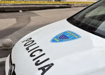 Novi huliganski ispad u Mostaru, dvadesetak maskiranih osoba napalo kombi s navijačima  Radnika