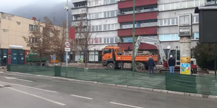 Počela rekonstrukcija Trga branilaca u Goraždu u koji će biti investirano 525.000 KM