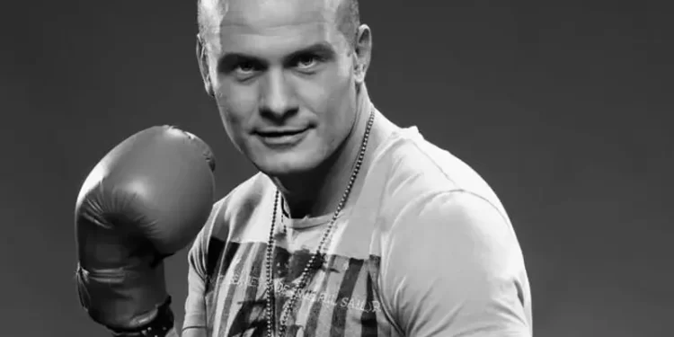 Svijet boksa u šoku, bivši izazivač za pojas svjetskog prvaka preminuo u 45. godini