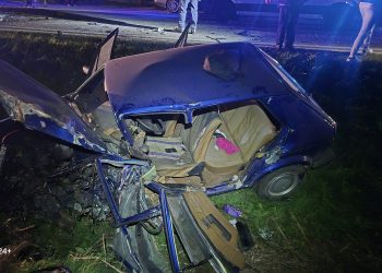 Teška nesreća u BiH: Više povrijeđenih osoba, oba vozila potpuno uništena. Vatrogasci izvlačili povrijeđene