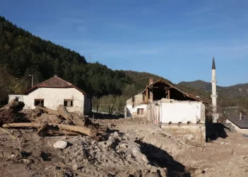 U Donjoj Jablanici i dalje se radi na raščišćavanju ruševina
