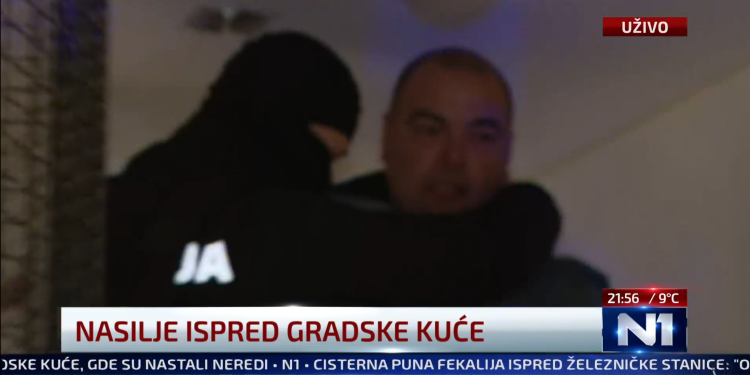 Uhapšen Goran Ješić koji je pokušao da spriječi privođenje mladića: Policajci nisu pokazali značke