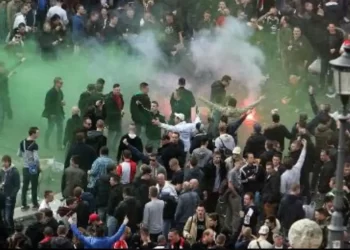 Veliki navijački neredi na ulicama Torina pred gradski derbi: Morala je intervenisati i policija