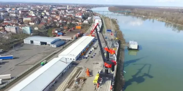 Završava se revitalizacija, hoće li Luka Brčko preuzeti posao pretovara robe za BiH od zatrpane Luke Ploče?