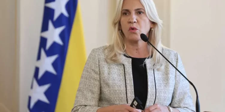 Cvijanović će sutra u Briselu imati niz sastanaka. Pričat će i sa šefom NATO-a
