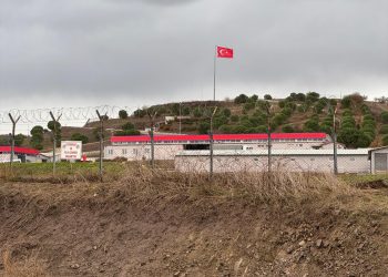 Eksplozija u fabrici eksplozivnih elemenata u Turskoj. Urušio se dio objekta, poginulo 12 osoba