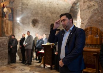 Gradonačelnik Bijeljine objavio novogodišnju nagradnu igru. Nagrada je večera s njim