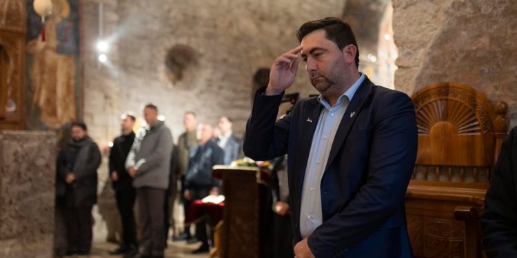 Gradonačelnik Bijeljine objavio novogodišnju nagradnu igru. Nagrada je večera s njim