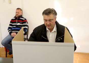 HDZ-ov kandidat potučen na izborima u Hrvatskoj, našli krivca za debakl Primorca
