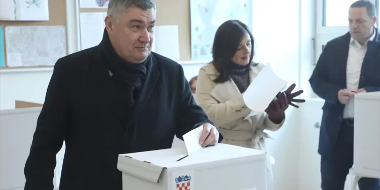 Izlazne ankete za predsjednika Hrvatske: Zoran Milanović potukao konkurenciju! Drugog kruga neće ni biti?