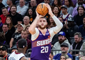 Nurkić na izlaznim vratima Phoenixa