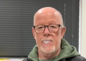 Pa ovo je hit: Naručio zube sa Temua, snimak nasmijao cijeli svijet. Pogledajte