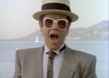 Slavni pjevač otkrio dirljive riječi koje želi na svom nadgrobnom spomeniku