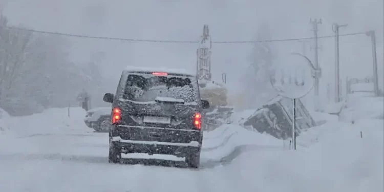 Snijeg otežava saobraćaj u većem dijelu BiH: Pogledajte kakvo je trenutno stanje na cestama