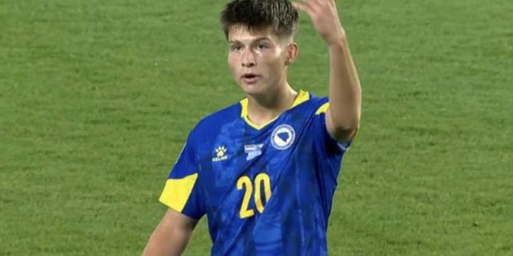 Transfer života: Bajraktarević je postigao dogovor vrijedan 6 miliona eura sa jednim od najslavnijih klubova Evrope