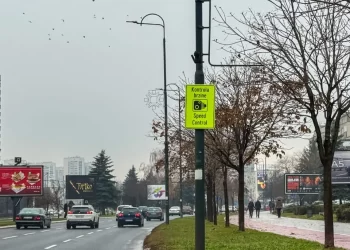 Vozači u Kantonu Sarajevo bit će obaviješteni o lokacijama radara. Do sada postavljeno 35 tabli