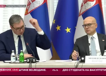 Vučićev cirkus u Vladi Srbije: Prozivao, napadao, dijelio zadatke. Rješavao sve probleme – od bunta studenata i Kosova do ekologije i novogodišnjih ukrasa