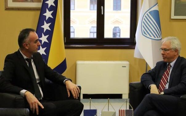 Ambasador SAD Michael J. Murphy u posjeti Gradskom vijeću Mostara