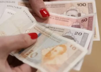 Da li ste čuli za gomilanje keša? Isprobajte trik za štednju koji je zaludio internet