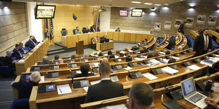 Danas nastavak vanredne sjednice Predstavničkog doma FBiH: Vlada će se izjasniti o amandmanima na Prijedlog budžeta