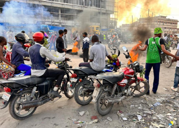 Demonstranti u Kongu napali strane ambasade, traže da se zaustavi napredovanje pobunjenika