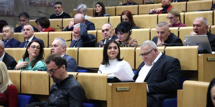 HDZ-ovci: Glasali smo za Termoblok 7 koji je bio pod bošnjačkom politikom, znamo kako je završio. Zašto da vjerujemo BH Gasu?