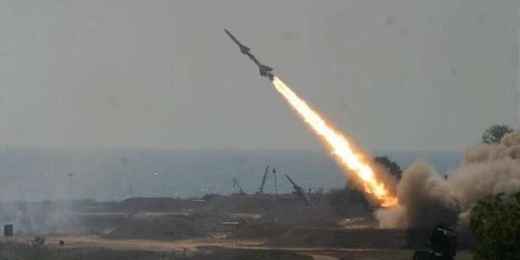 Izraelska vojska oborila raketu iz Jemena