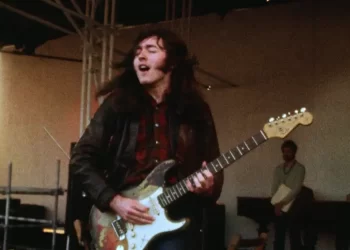 Legendarni gitarista i frontmen grupe Taste dobio spomenik u Belfastu