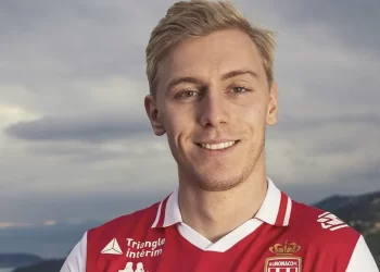 Majka mu je Sarajka, može igrati za BiH, a sada je potpisao za velikana evropskog fudbala