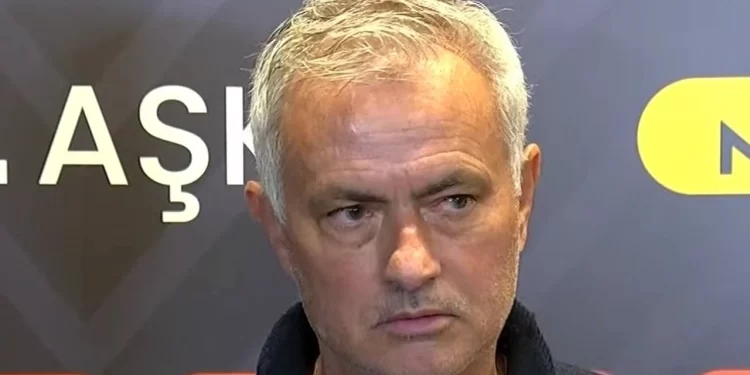 Mourinho poludio zbog pitanja novinara: Zašto se bojite da kažete istinu, čega se plašite?