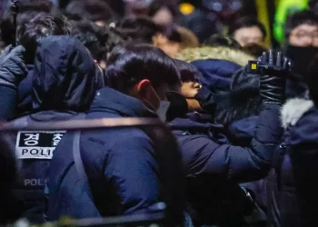 Novi detalji haosa u Južnoj Koreji: Služba sigurnosti blokira pokušaj hapšenja smijenjenog predsjednika