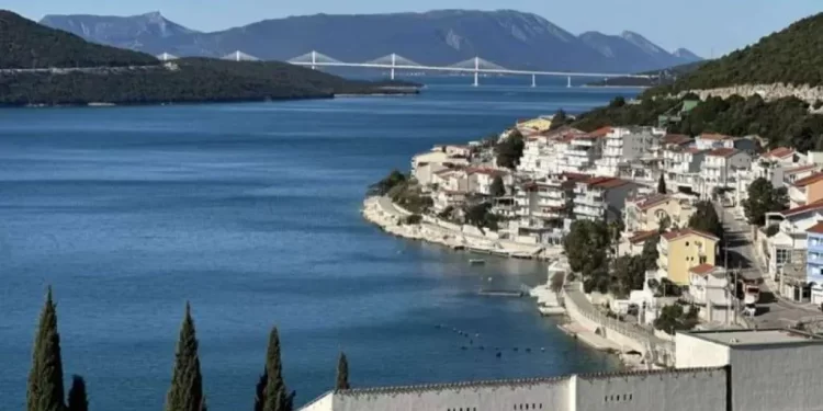 Općina Neum povećala iznos jednokratne podrške za novorođeno dijete