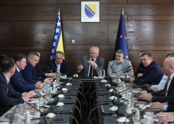 Pao dogovor na sjednici ESV-a: Vlada FBiH će refundirati dio doprinosa za minimalac, ali i za one radnike kojima se poveća plaća do 450 KM