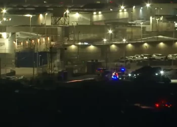 Pušteni prvi Palestinci iz izraelskih zatvora, porodicama zaprijećeno da će biti kažnjene ako održe proslave