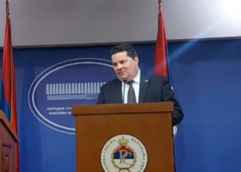 Schmidt kao izgovor za sve: Stevandić i Crnadak razmjenjuju političke udarce